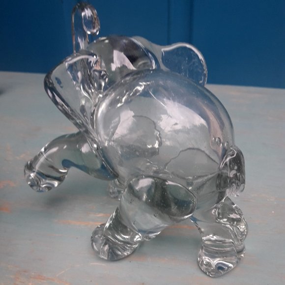 Glass Elephant Animal Figurine Hand Blown Bubble Glass Clear Handmade Glass Art - Picture 5 of 14
